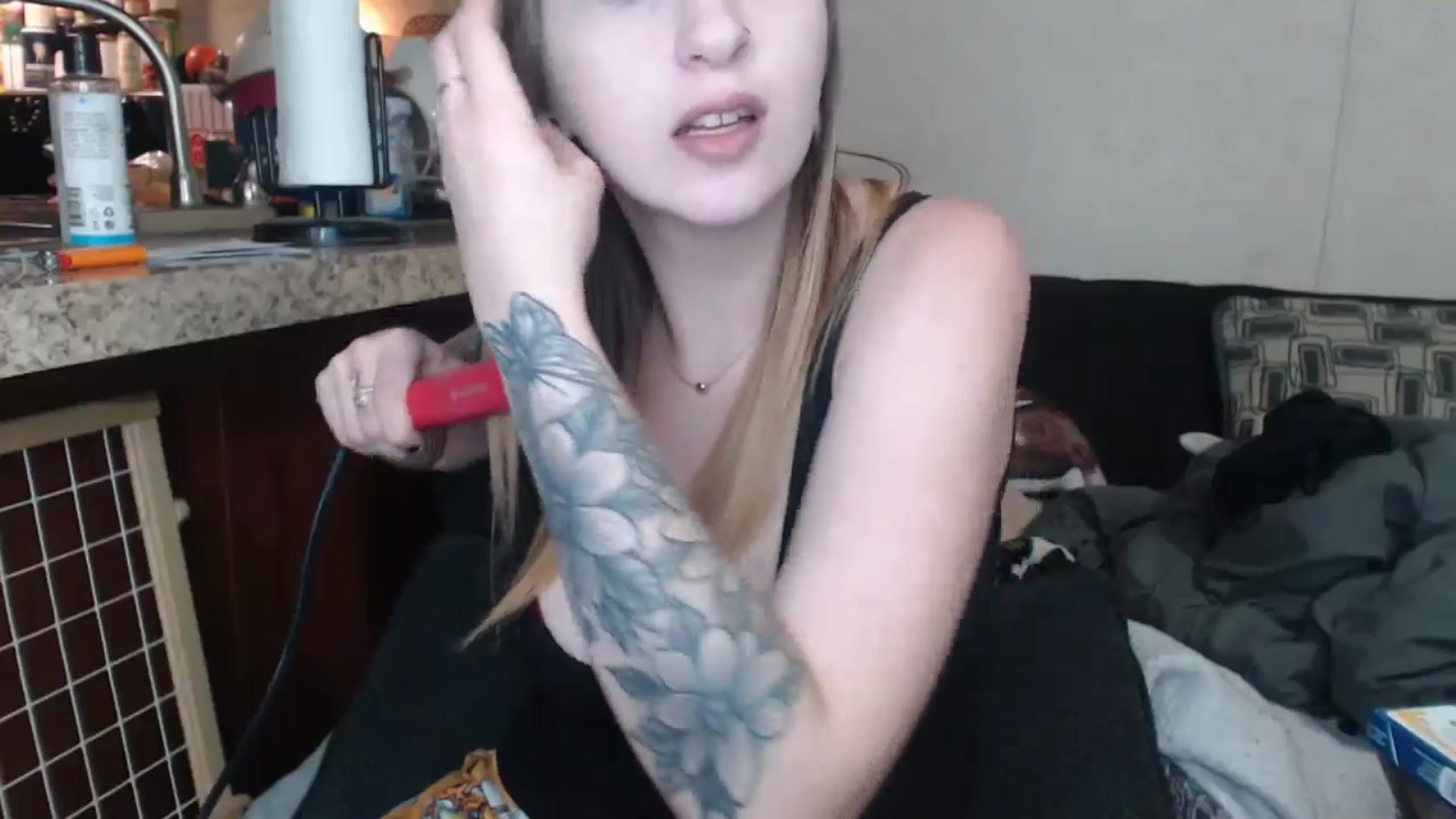 Gallery image thumbnail from Sofieyoungxxx's myfreecams stream on, 11/11/2024, 11:23 image 20 of 20
