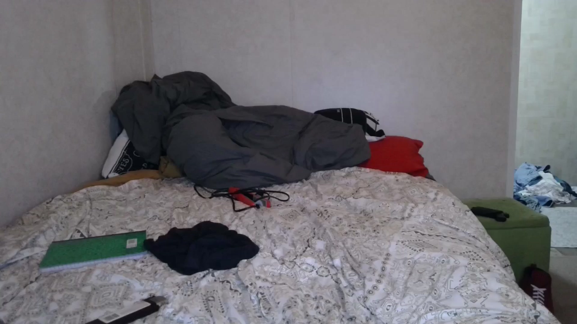 Gallery image thumbnail from Sofieyoungxxx's myfreecams stream on, 05/28/2025, 12:49 image 1 of 20