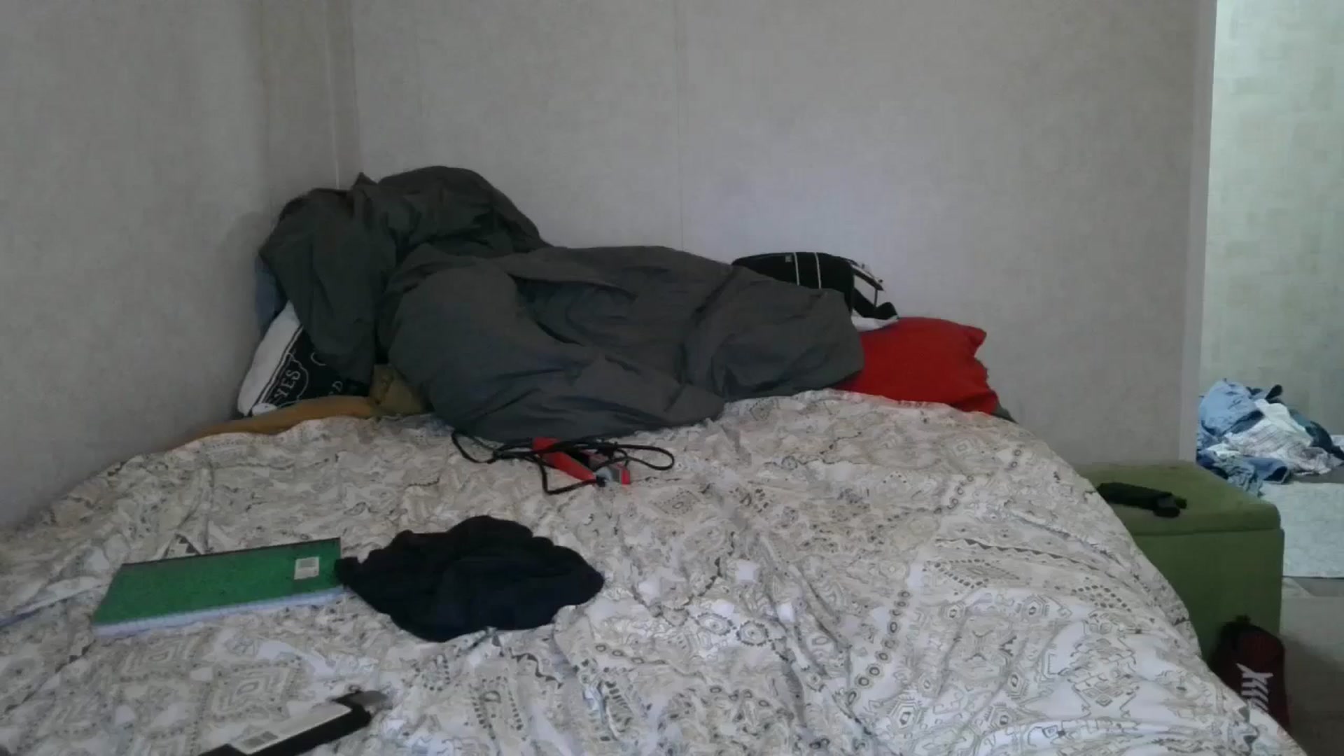 Gallery image thumbnail from Sofieyoungxxx's myfreecams stream on, 05/28/2025, 12:49 image 2 of 20