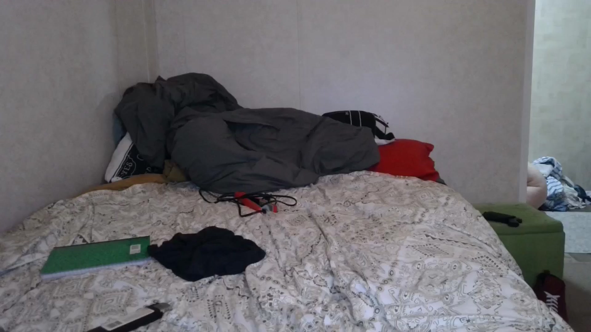 Gallery image thumbnail from Sofieyoungxxx's myfreecams stream on, 05/28/2025, 12:49 image 16 of 20