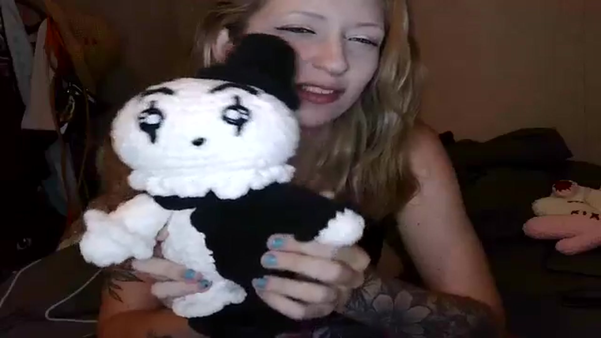 Gallery image thumbnail from Sofieyoungxxx's myfreecams stream on, 09/01/2025, 14:35 image 20 of 20