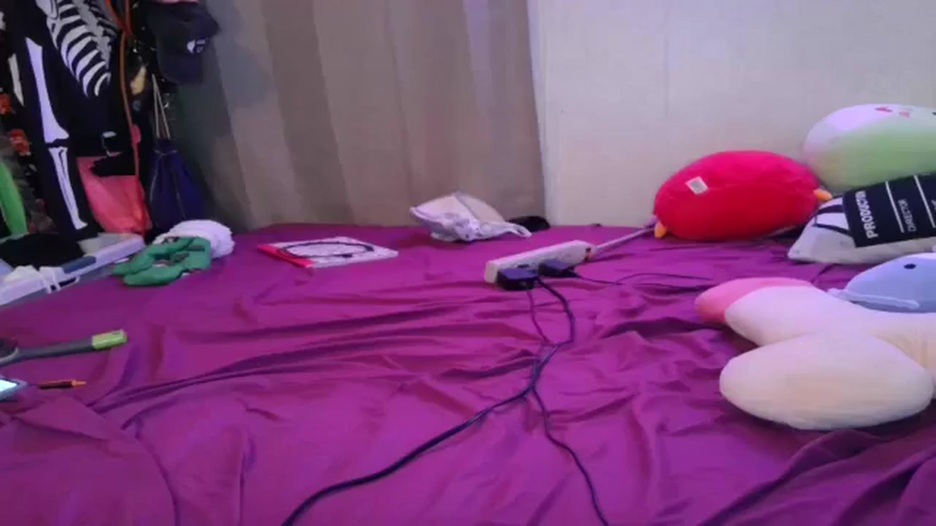 Gallery image thumbnail from Sofieyoungxxx's myfreecams stream on, 11/12/2025, 12:52 image 7 of 20