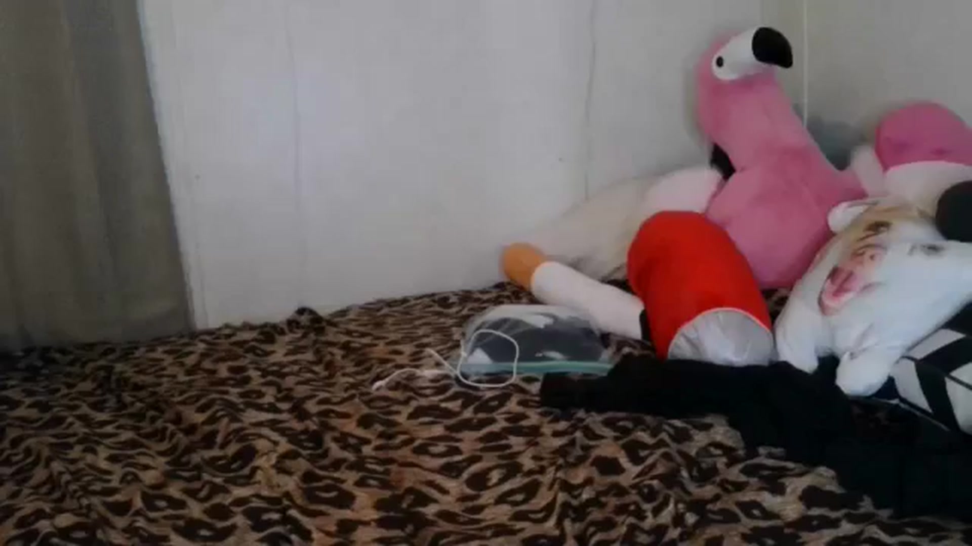Gallery image thumbnail from Sofieyoungxxx's myfreecams stream on, 11/17/2025, 10:34 image 1 of 20