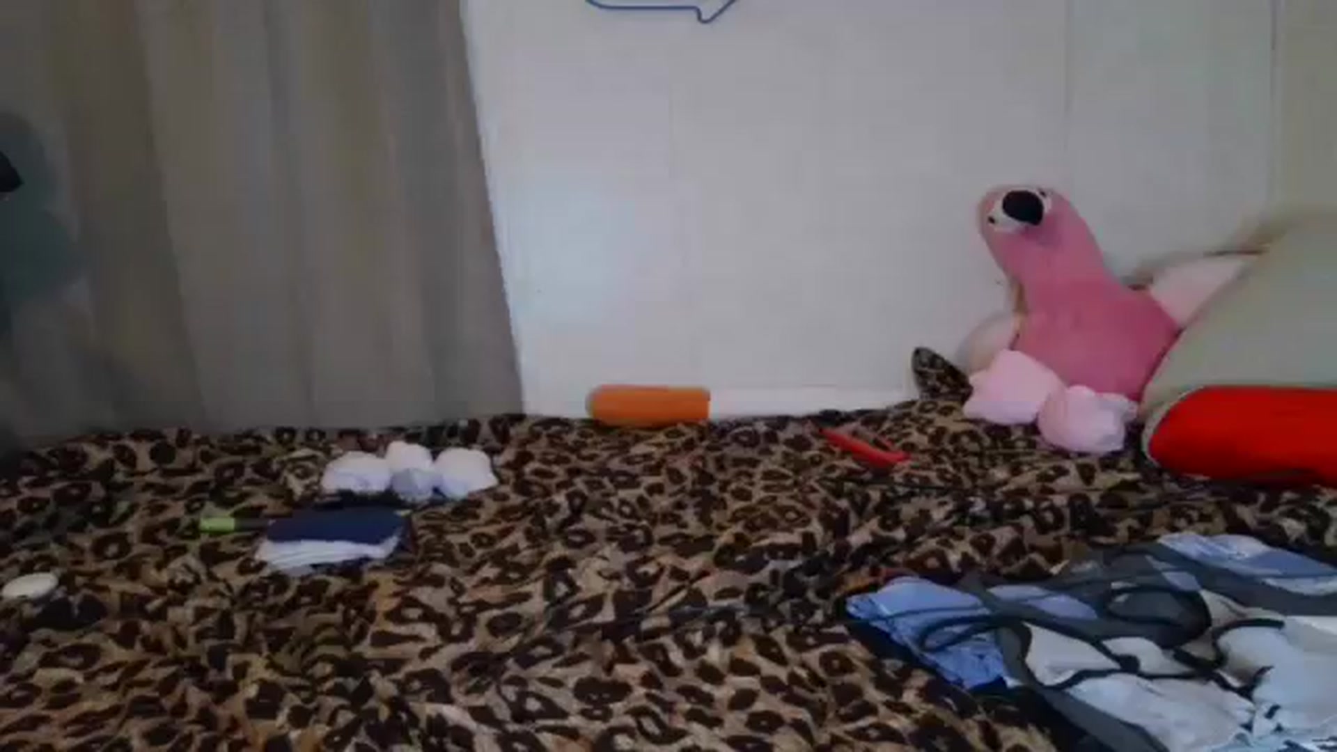Gallery image thumbnail from Sofieyoungxxx's myfreecams stream on, 11/18/2025, 09:48 image 4 of 20