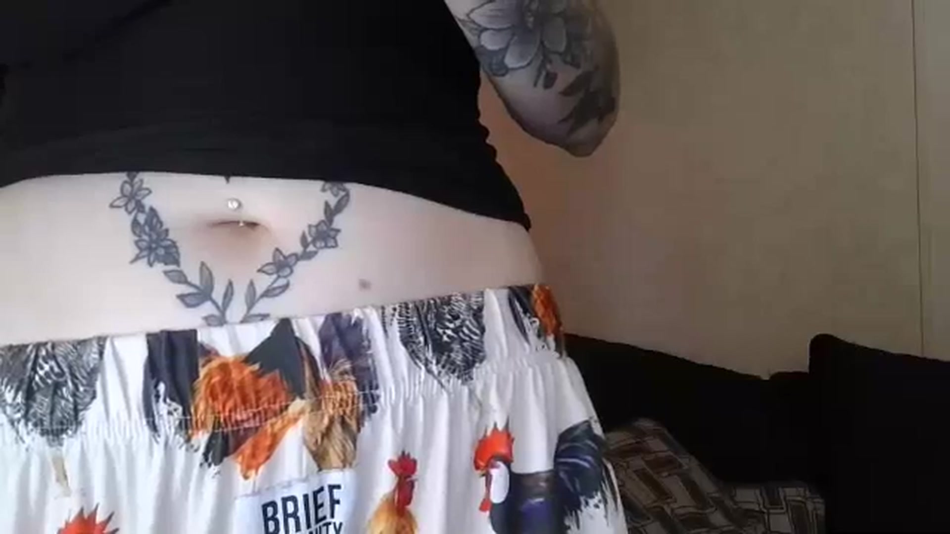 Gallery image thumbnail from Sofieyoungxxx's myfreecams stream on, 12/03/2025, 12:11 image 5 of 20