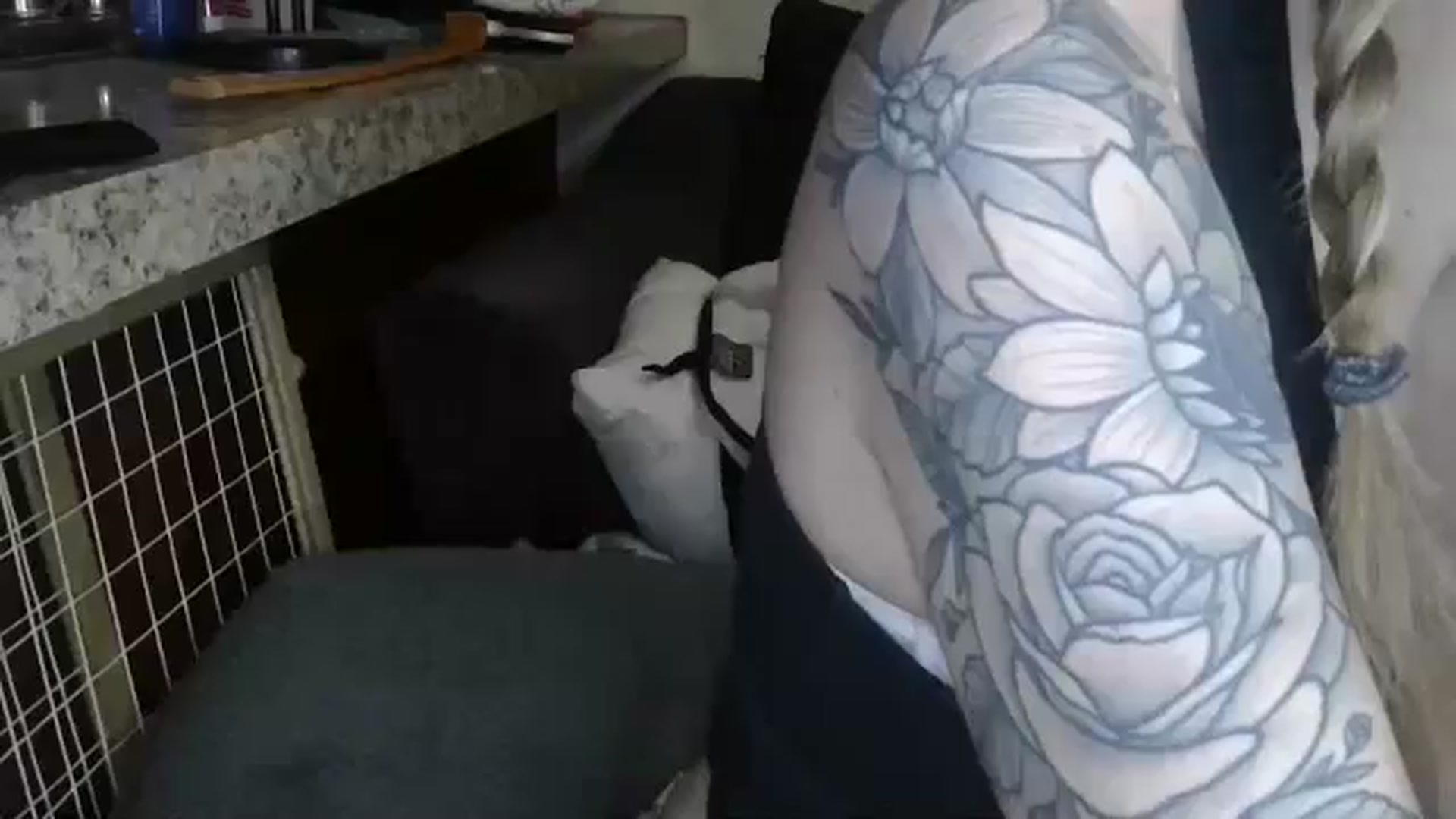 Gallery image thumbnail from Sofieyoungxxx's myfreecams stream on, 02/11/2026, 11:57 image 10 of 20