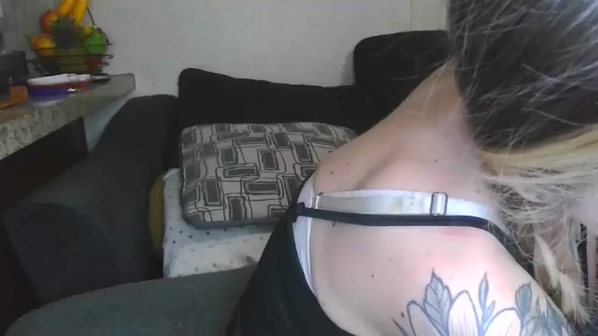Gallery image thumbnail from Sofieyoungxxx's myfreecams stream on, 03/07/2026, 10:51 image 3 of 20