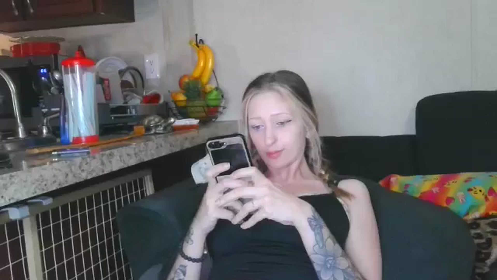 Gallery image thumbnail from Sofieyoungxxx's myfreecams stream on, 03/09/2026, 14:38 image 3 of 20