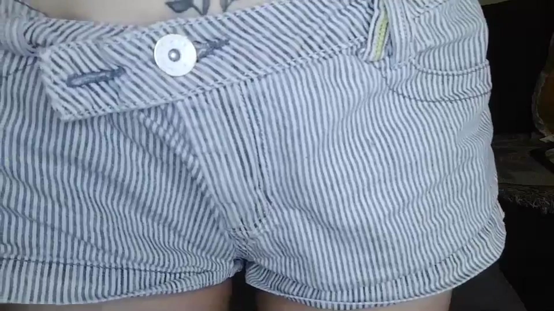Gallery image thumbnail from Sofieyoungxxx's myfreecams stream on, 03/23/2026, 08:23 image 17 of 20