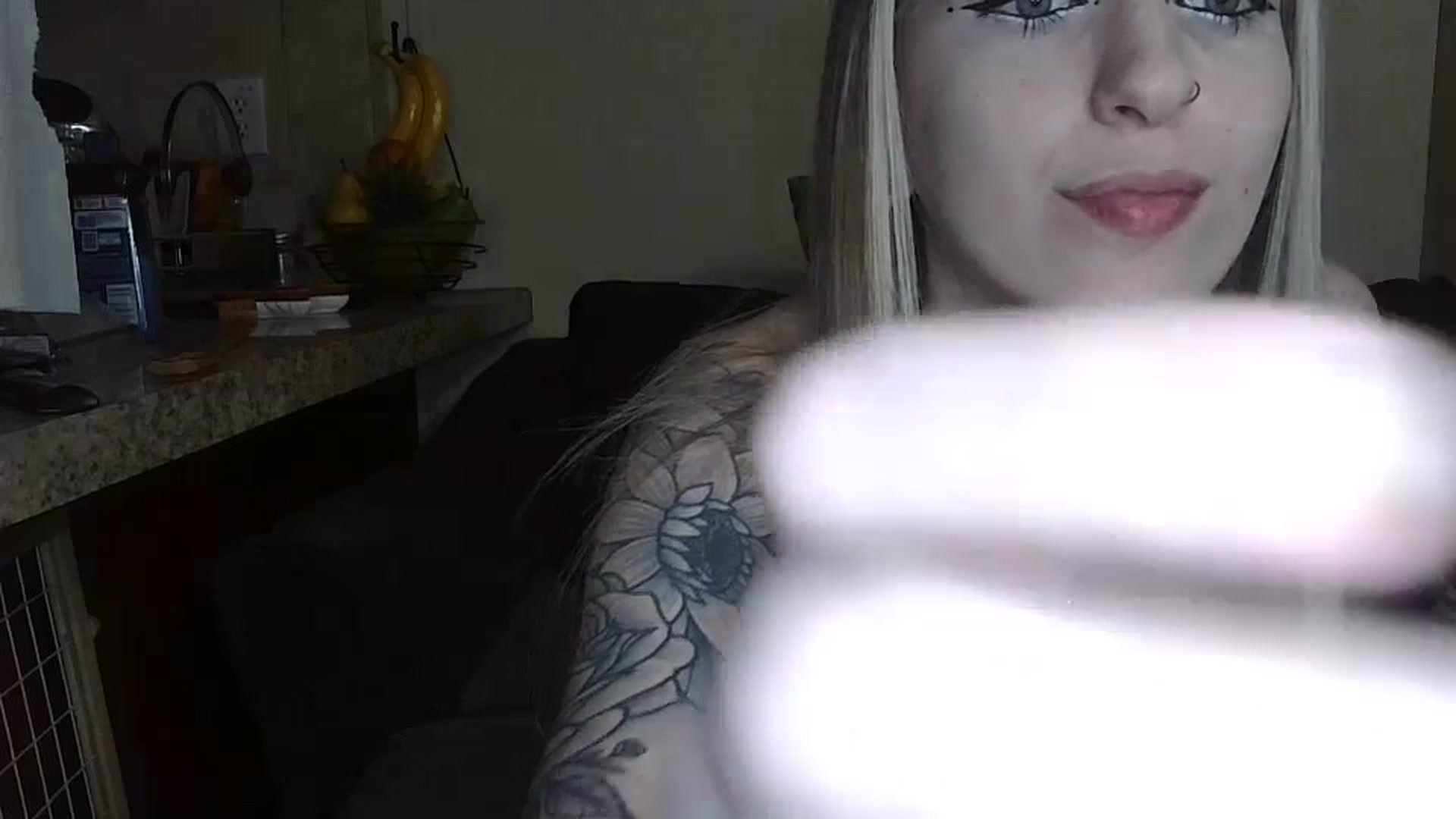 Gallery image thumbnail from Sofieyoungxxx's myfreecams stream on, 03/23/2026, 08:23 image 20 of 20