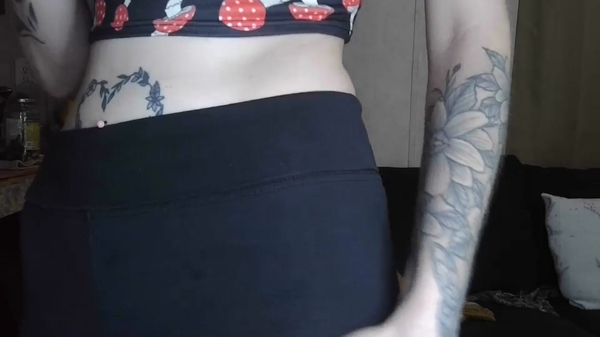 Gallery image thumbnail from Sofieyoungxxx's myfreecams stream on, 03/26/2026, 13:34 image 2 of 20