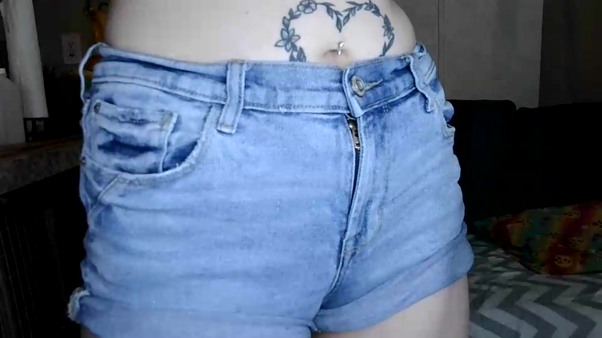 Gallery image thumbnail from Sofieyoungxxx's myfreecams stream on, 07/04/2026, 17:39 image 19 of 20