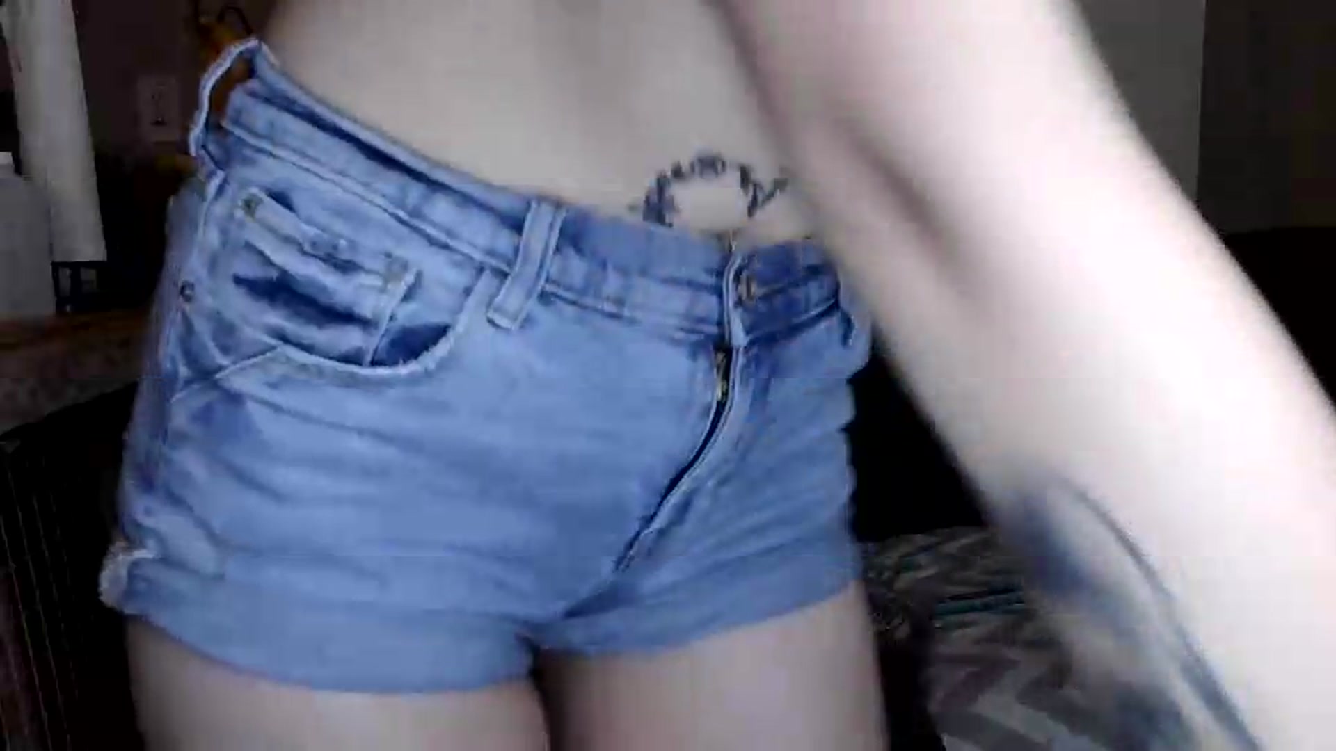 Gallery image thumbnail from Sofieyoungxxx's myfreecams stream on, 07/04/2026, 17:39 image 20 of 20