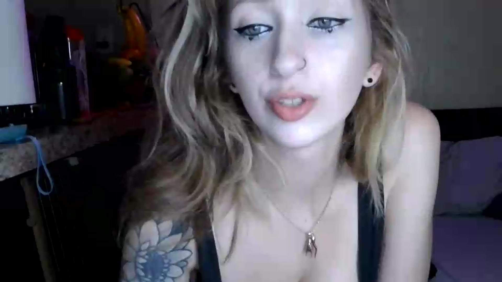 Gallery image thumbnail from Sofieyoungxxx's myfreecams stream on, 08/17/2026, 10:23 image 4 of 20