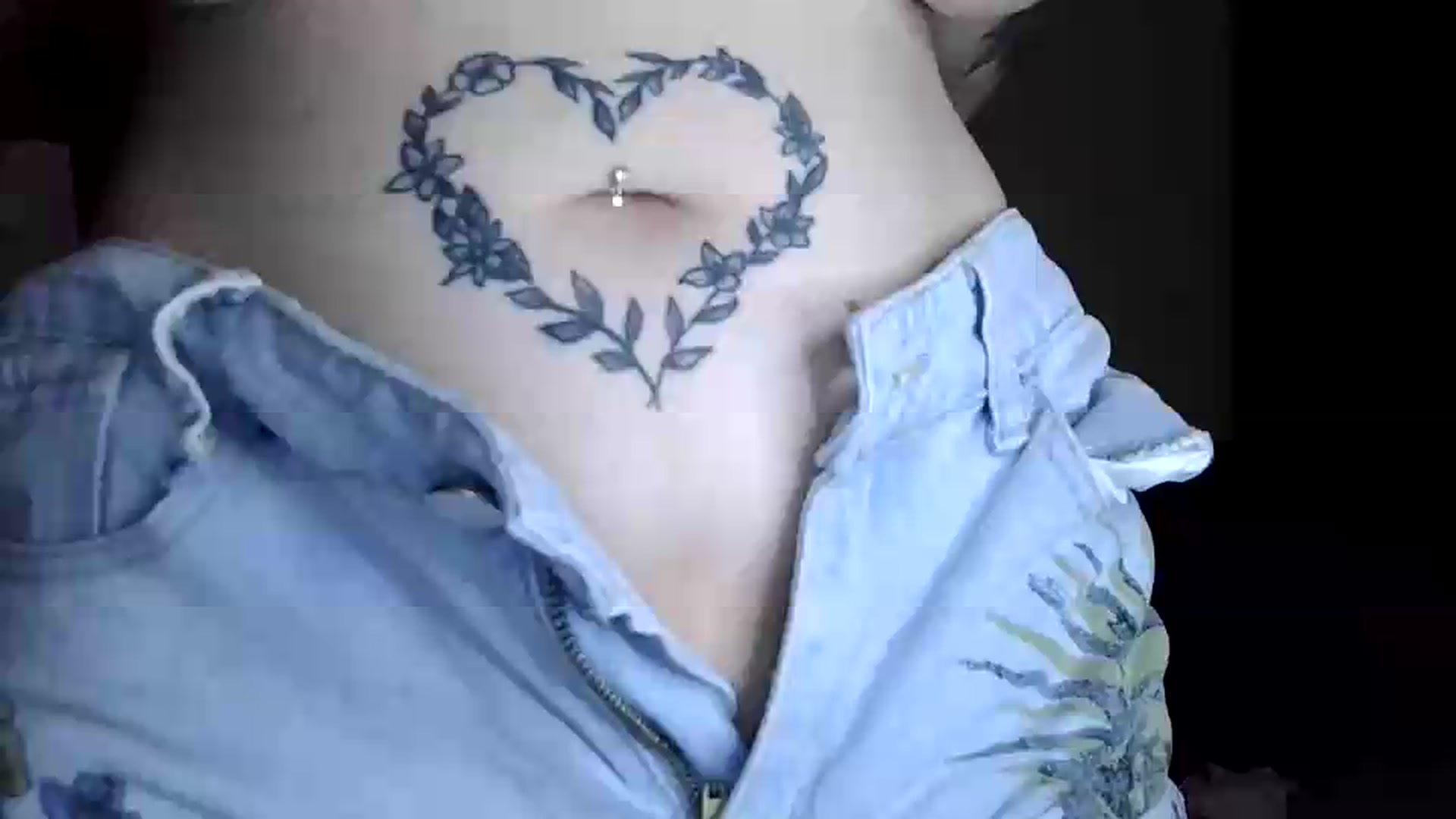 Gallery image thumbnail from Sofieyoungxxx's myfreecams stream on, 08/18/2026, 09:33 image 10 of 20