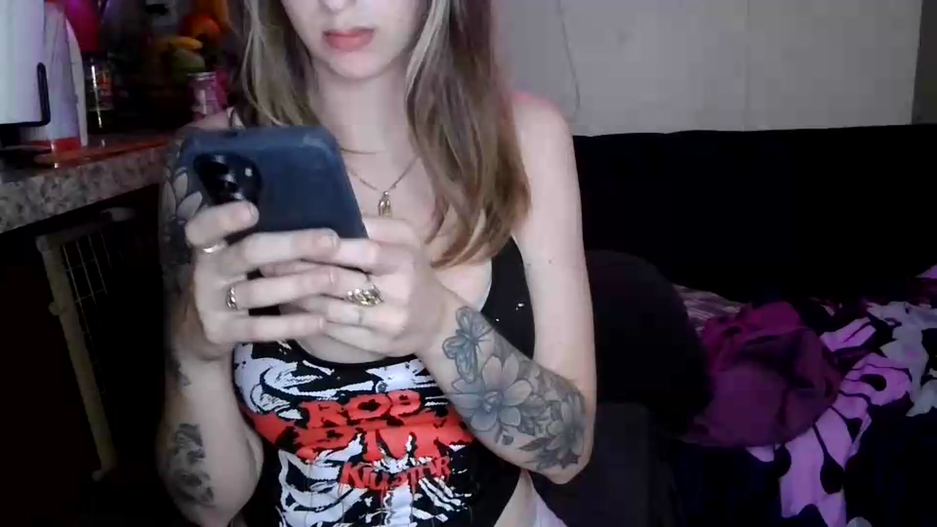 Gallery image thumbnail from Sofieyoungxxx's myfreecams stream on, 09/09/2026, 08:48 image 13 of 20