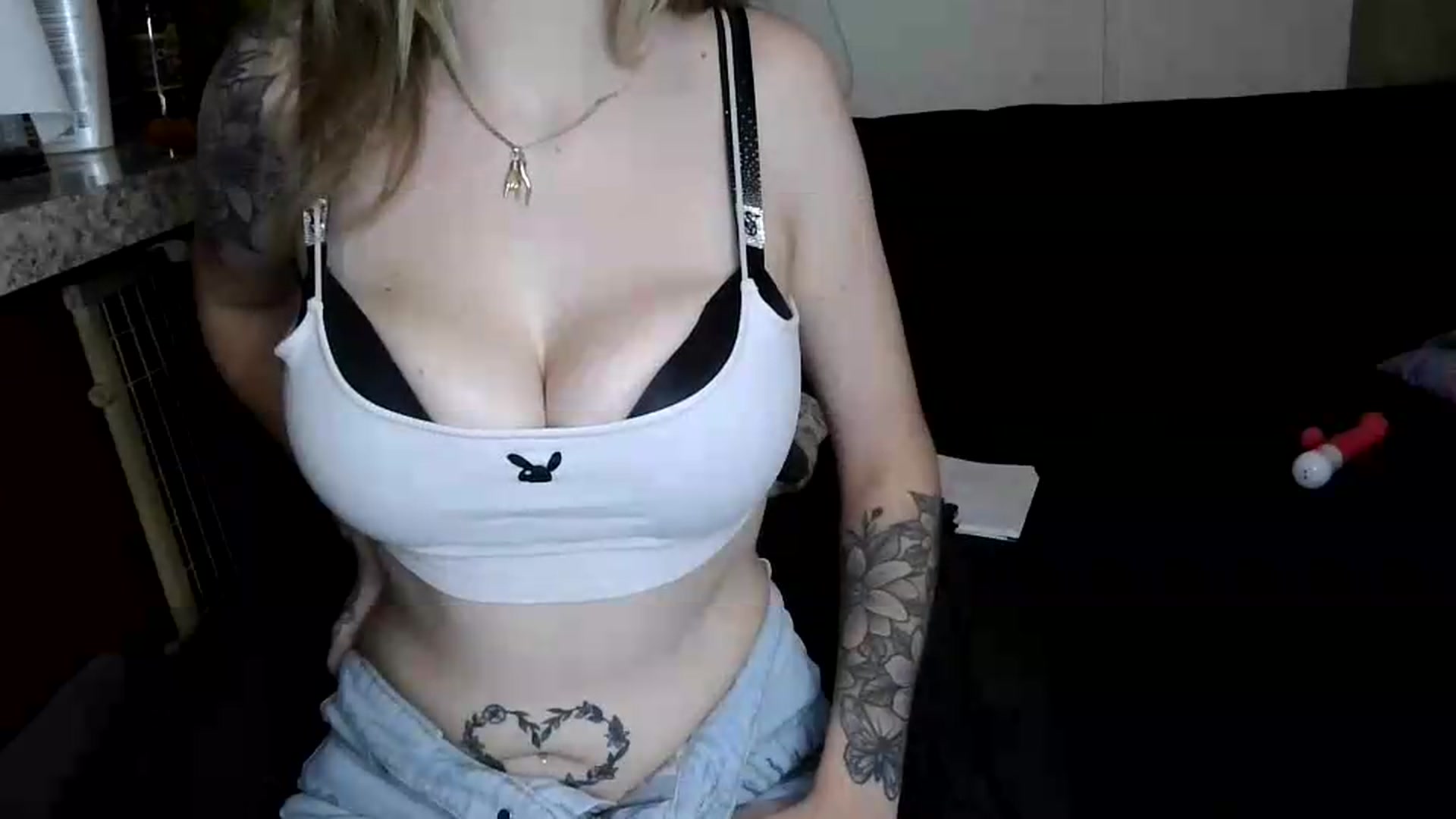 Gallery image thumbnail from Sofieyoungxxx's myfreecams stream on, 09/13/2026, 13:52 image 20 of 20