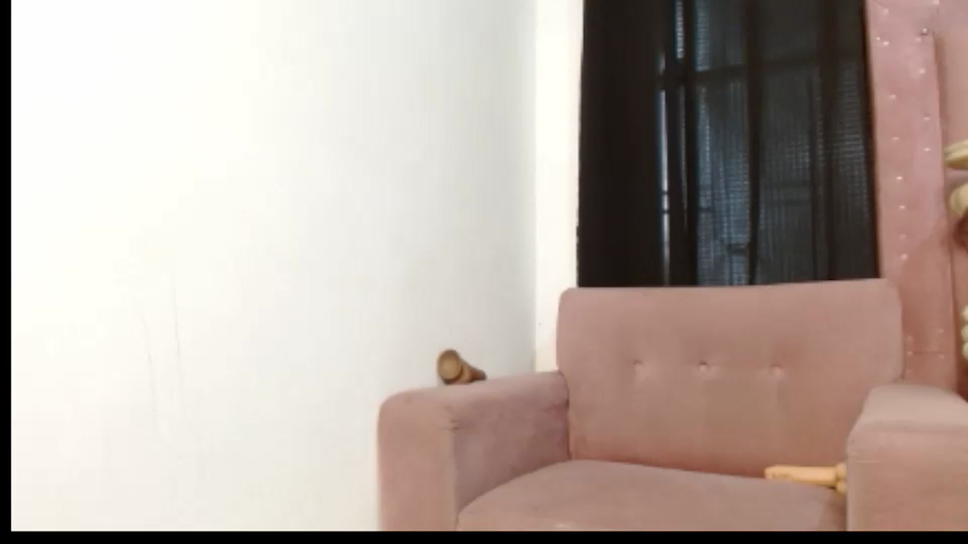 Gallery image thumbnail from Sofii_cute's myfreecams stream on, 11/18/2024, 12:24 image 9 of 20