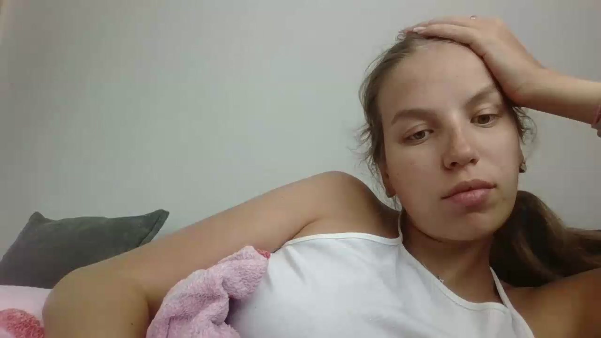 Gallery image thumbnail from Sofinka354's myfreecams stream on, 06/11/2026, 13:17 image 16 of 20
