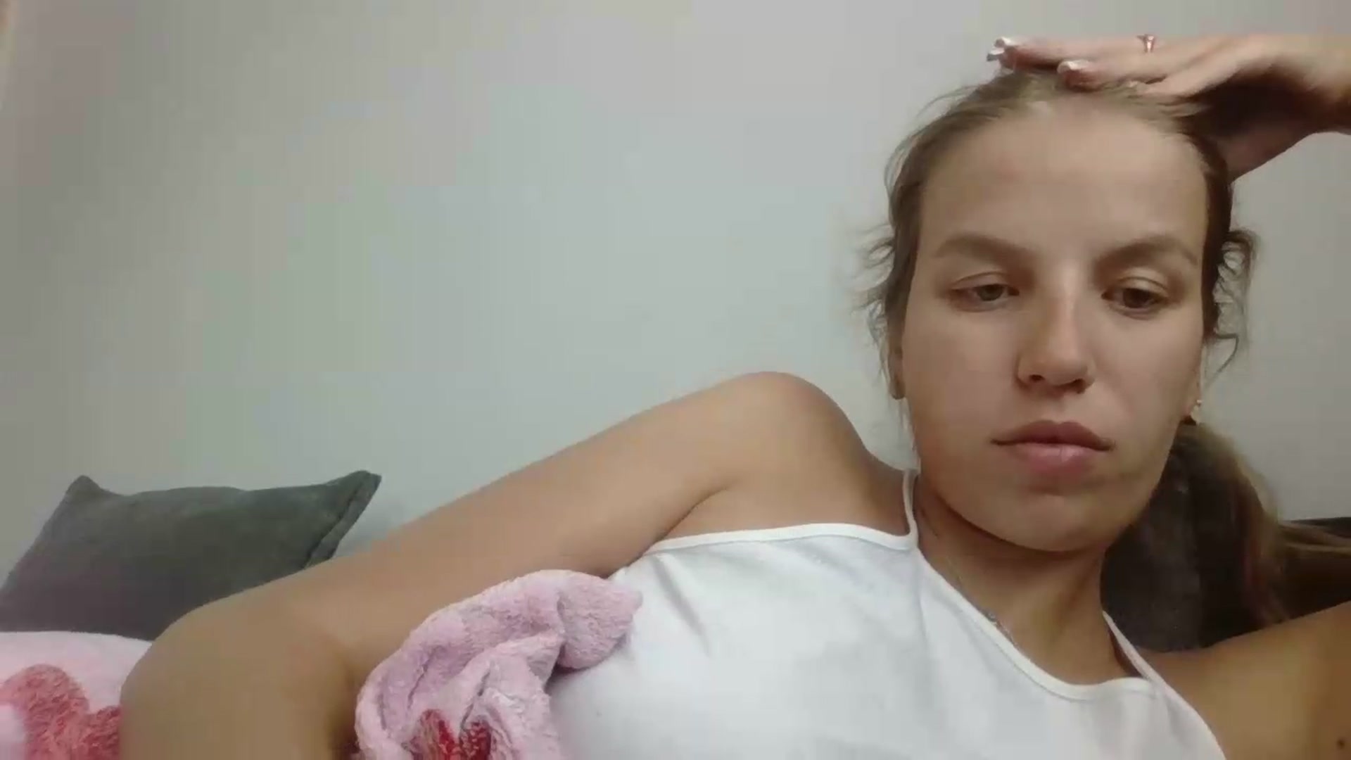 Gallery image thumbnail from Sofinka354's myfreecams stream on, 06/11/2026, 13:17 image 12 of 20