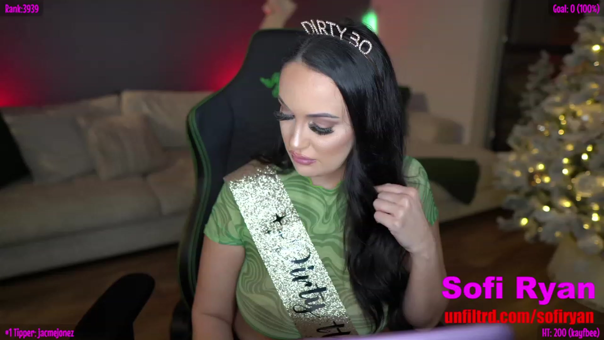 Gallery image thumbnail from Sofiryanxoxo's myfreecams stream on, 12/08/2022, 24:42 image 18 of 20