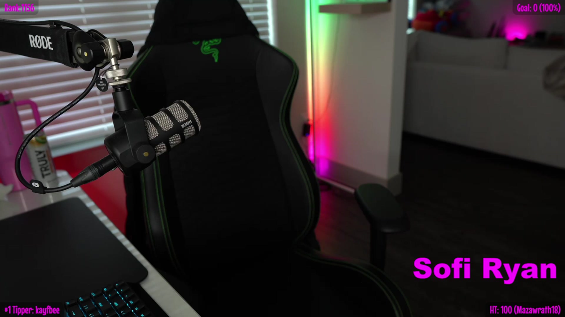 Gallery image thumbnail from Sofiryanxoxo's myfreecams stream on, 03/12/2024, 23:43 image 19 of 20