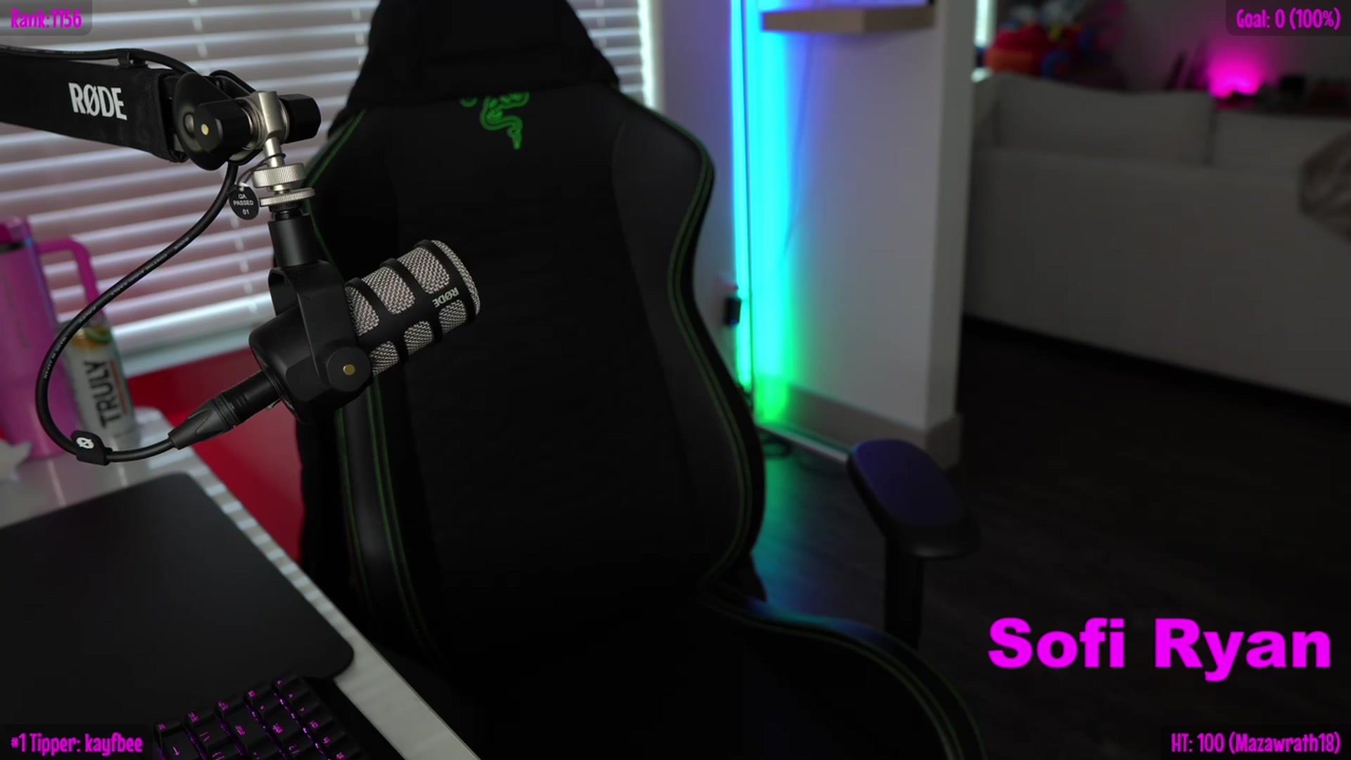 Gallery image thumbnail from Sofiryanxoxo's myfreecams stream on, 03/12/2024, 23:43 image 17 of 20