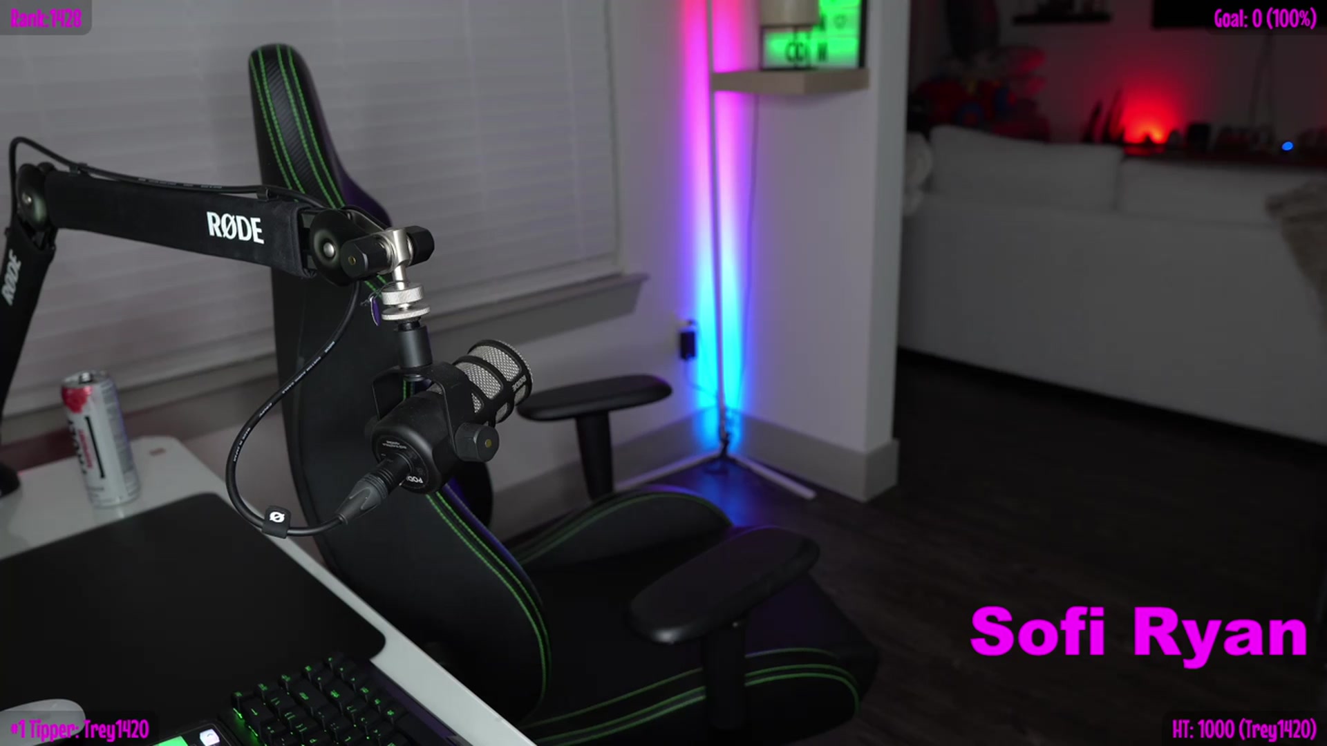 Gallery image thumbnail from Sofiryanxoxo's myfreecams stream on, 03/23/2024, 02:44 image 2 of 20