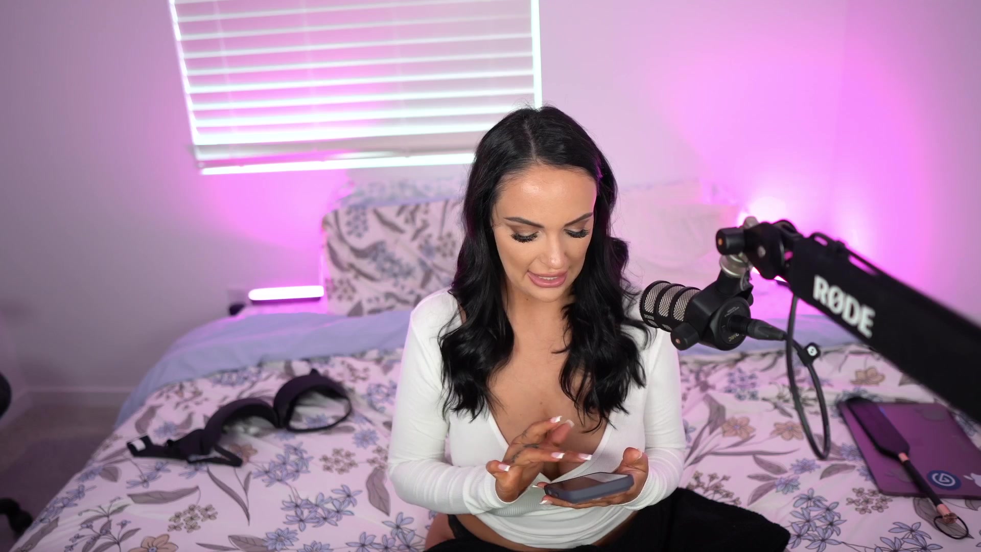 Gallery image thumbnail from Sofiryanxoxo's myfreecams stream on, 01/26/2026, 24:02 image 5 of 20