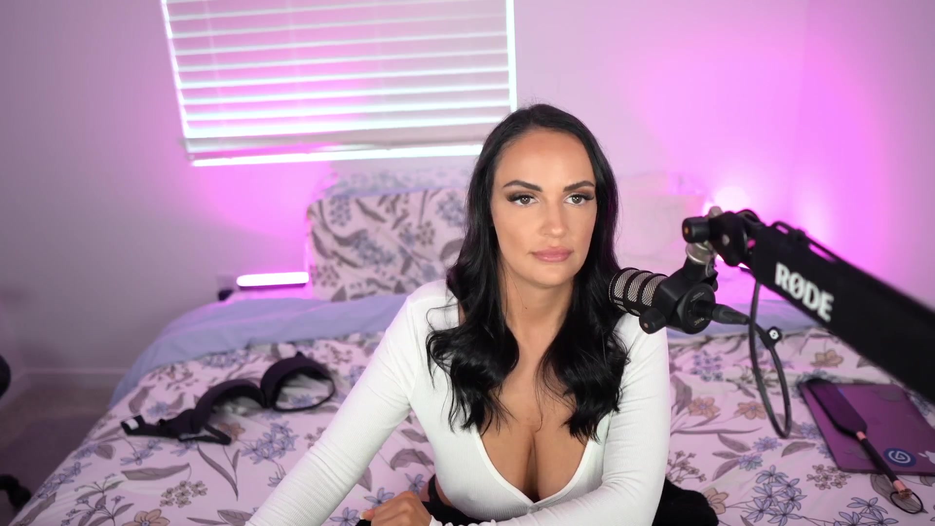Gallery image thumbnail from Sofiryanxoxo's myfreecams stream on, 01/26/2026, 24:02 image 6 of 20