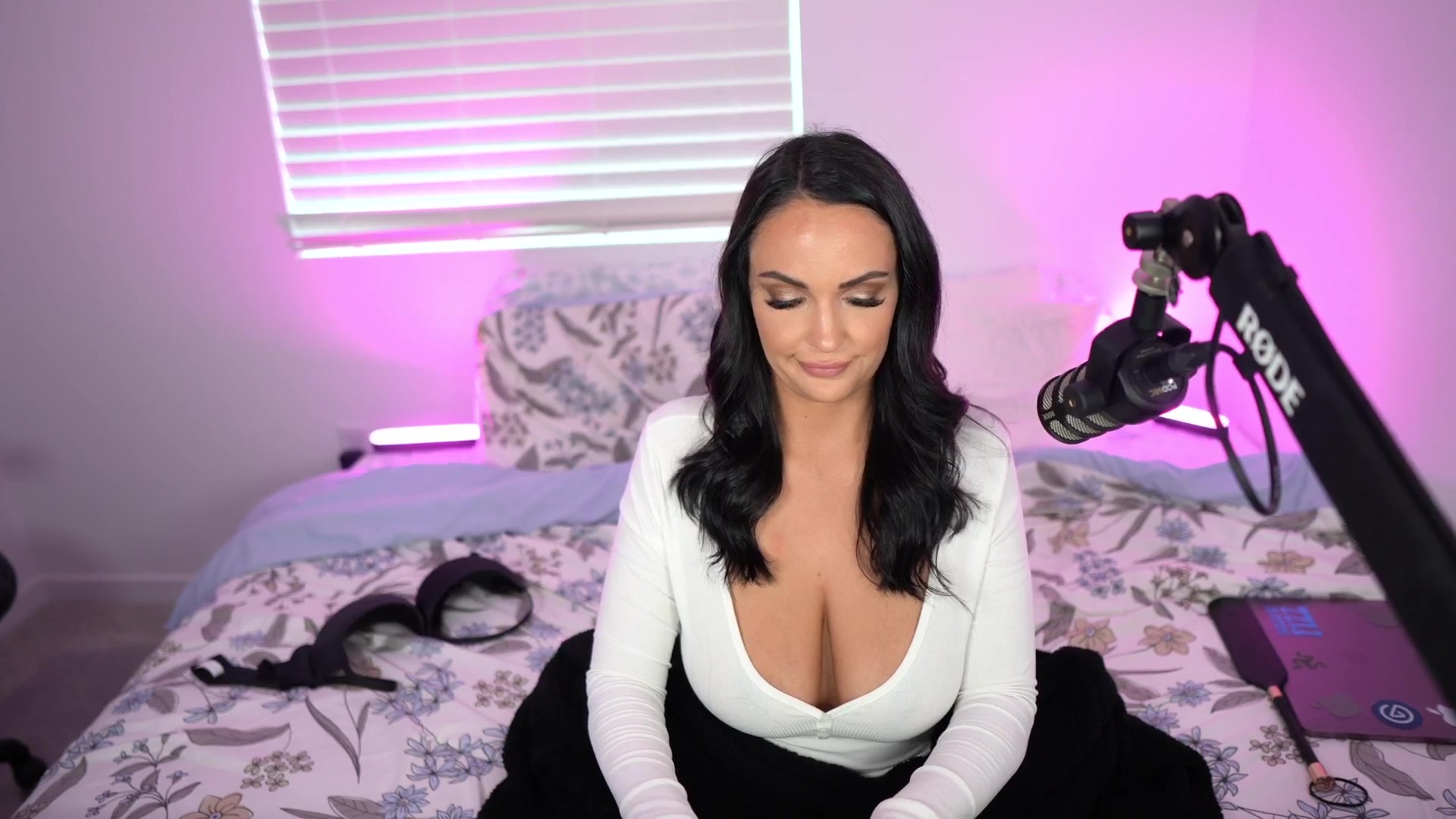Gallery image thumbnail from Sofiryanxoxo's myfreecams stream on, 01/26/2026, 24:02 image 13 of 20
