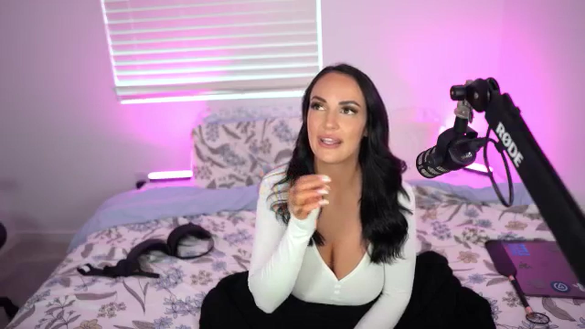 Gallery image thumbnail from Sofiryanxoxo's myfreecams stream on, 01/26/2026, 24:02 image 17 of 20