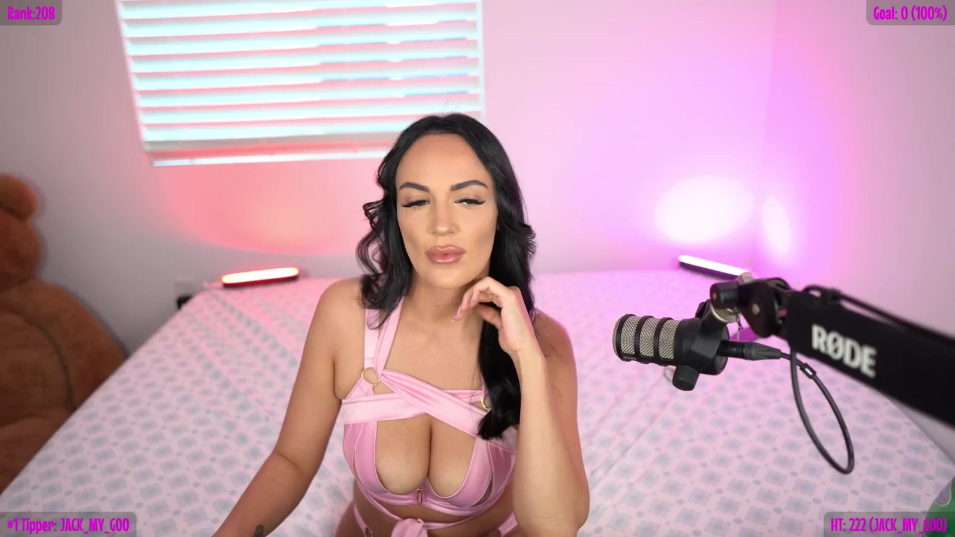 Gallery image thumbnail from Sofiryanxoxo's myfreecams stream on, 02/14/2026, 03:36 image 3 of 20