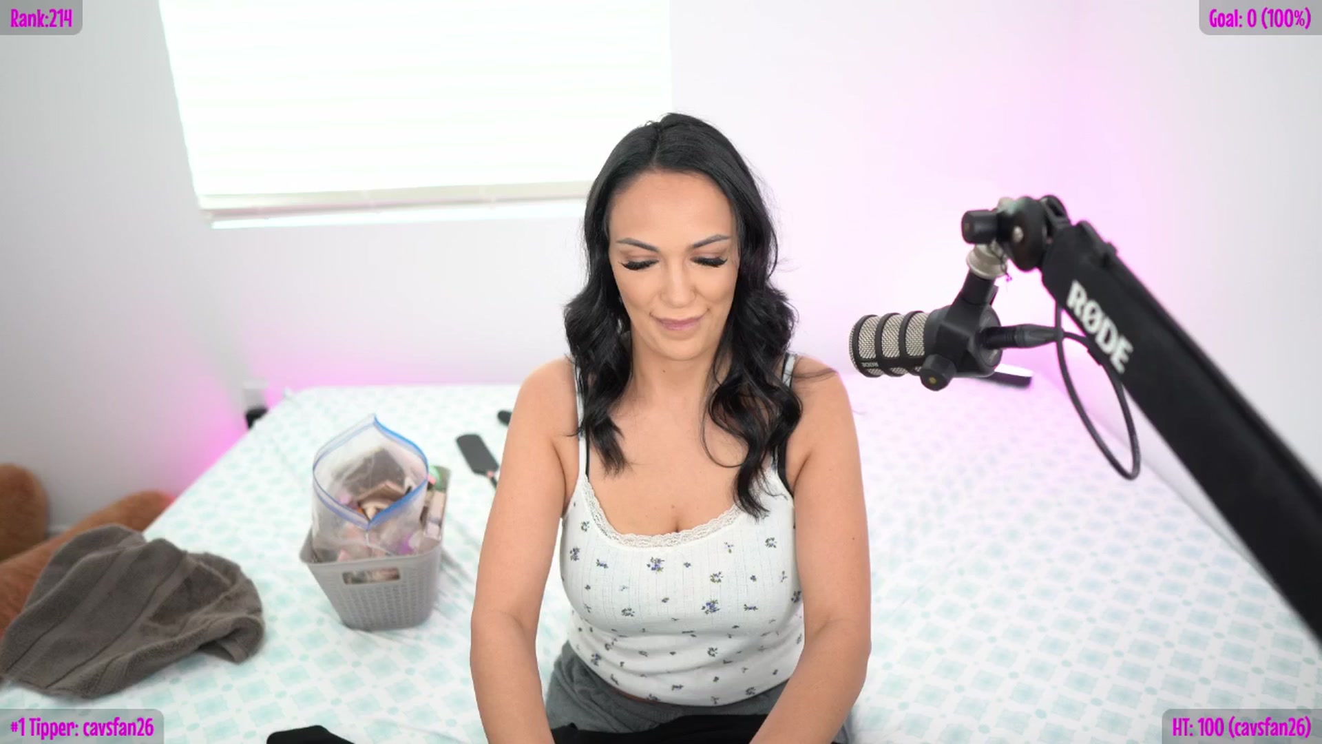 Gallery image thumbnail from Sofiryanxoxo's myfreecams stream on, 02/14/2026, 19:08 image 6 of 20