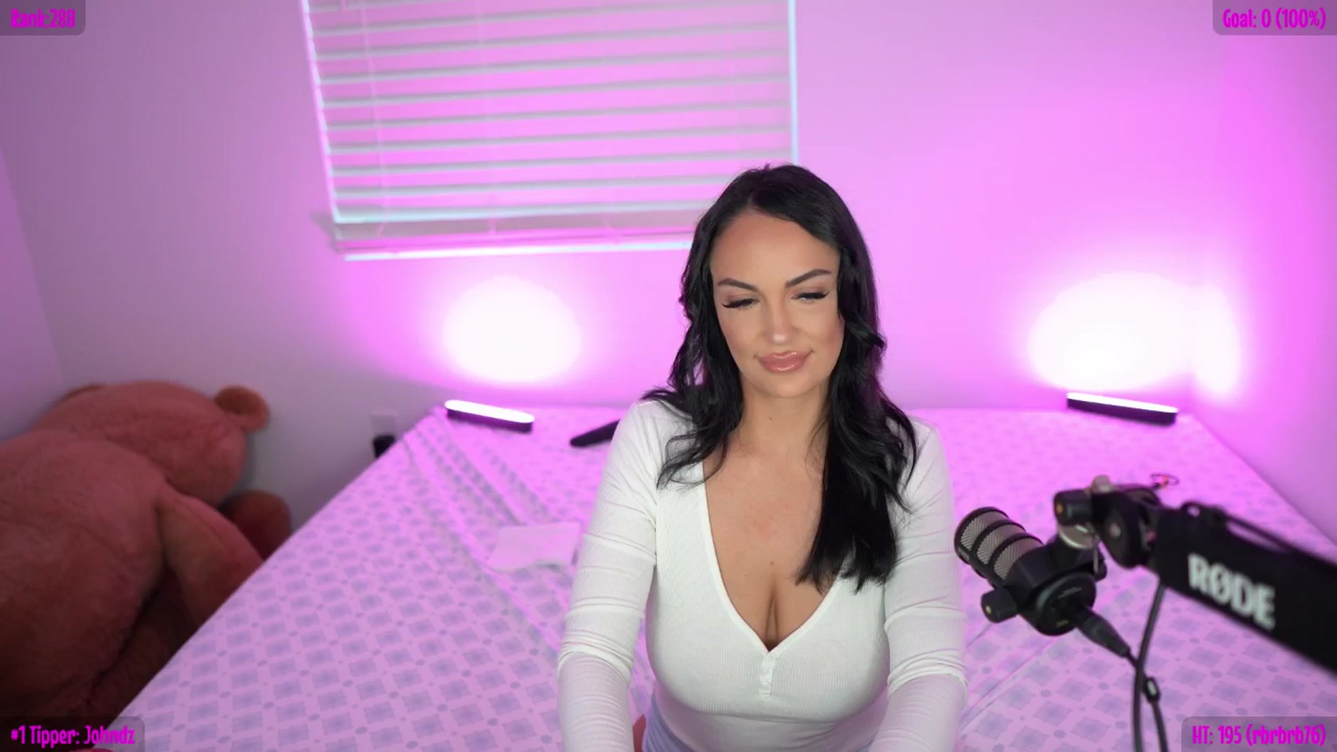 Gallery image thumbnail from Sofiryanxoxo's myfreecams stream on, 02/21/2026, 03:12 image 8 of 20
