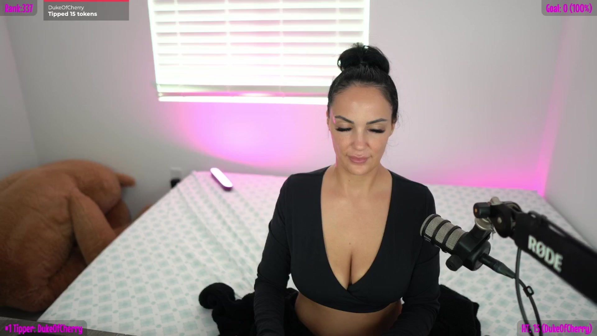 Gallery image thumbnail from Sofiryanxoxo's myfreecams stream on, 02/24/2026, 23:42 image 4 of 20