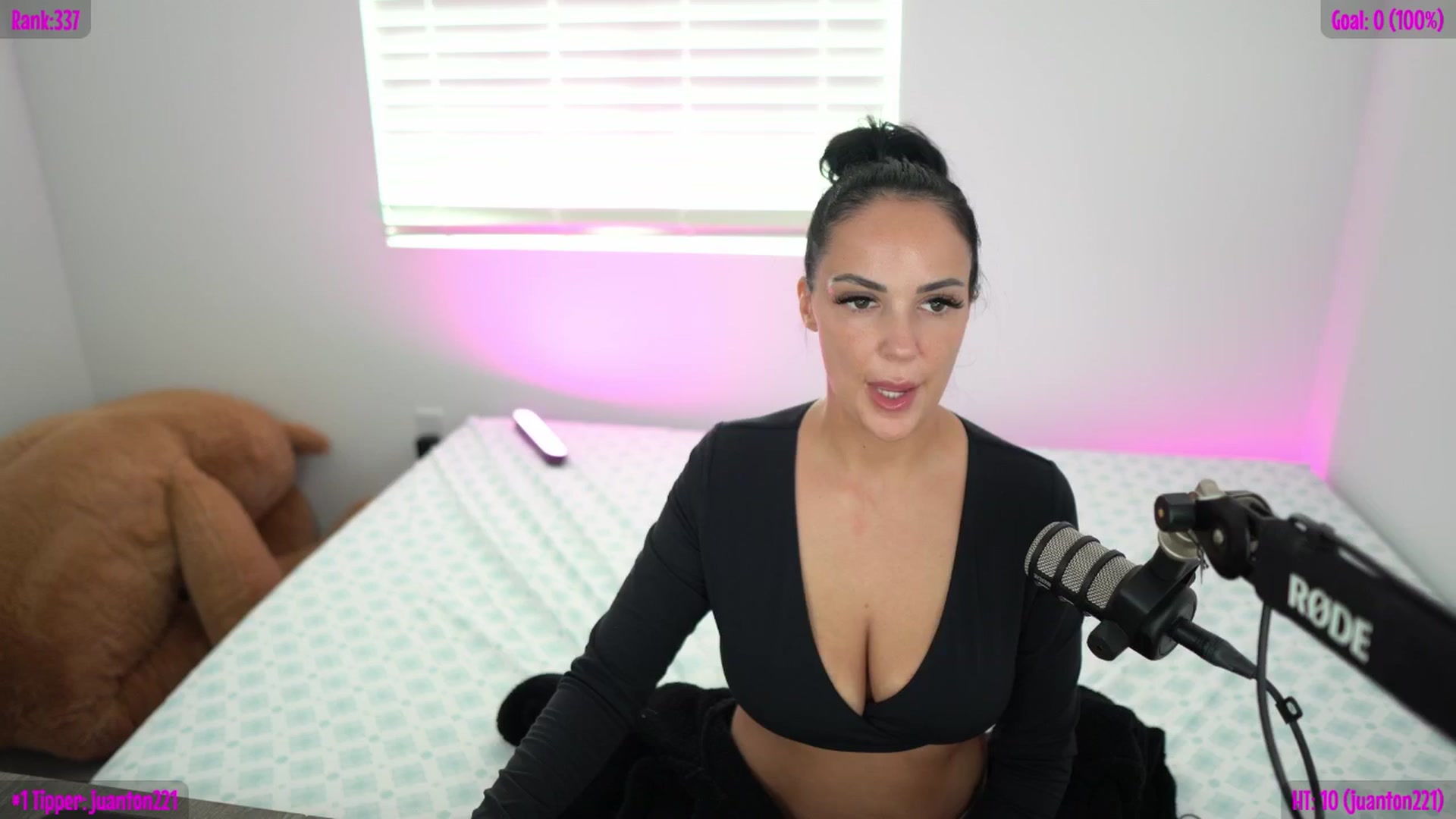 Gallery image thumbnail from Sofiryanxoxo's myfreecams stream on, 02/24/2026, 23:42 image 2 of 20
