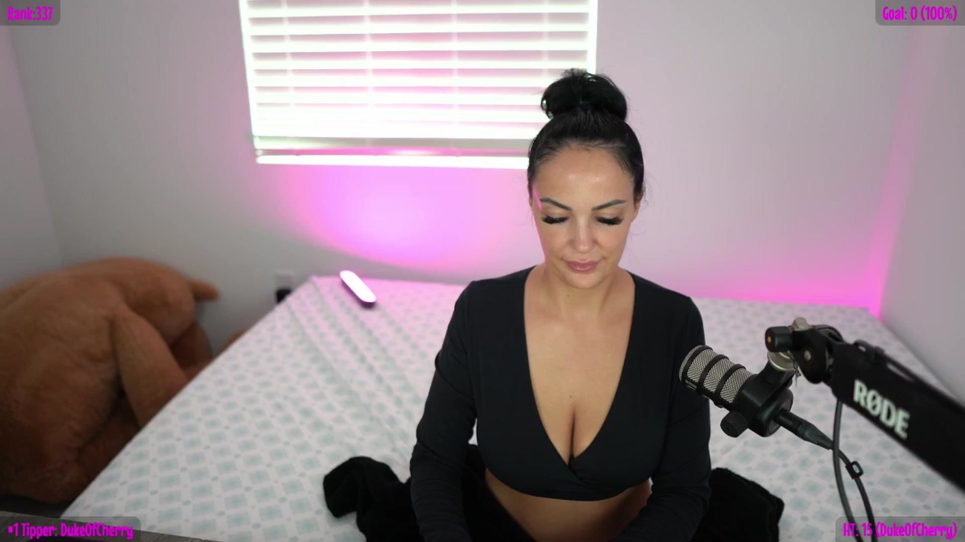 Gallery image thumbnail from Sofiryanxoxo's myfreecams stream on, 02/24/2026, 23:42 image 5 of 20