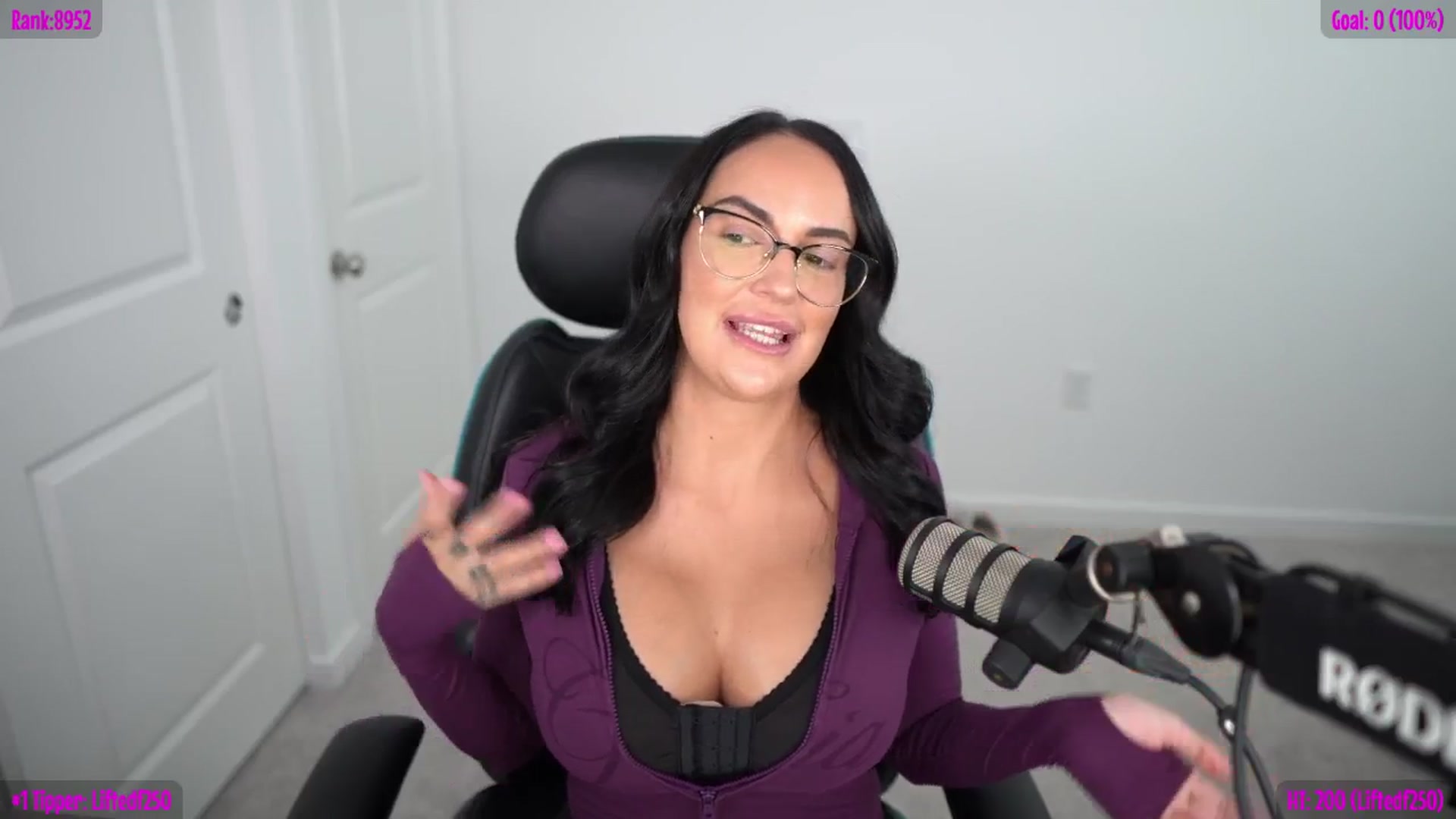 Gallery image thumbnail from Sofiryanxoxo's myfreecams stream on, 04/18/2026, 20:53 image 11 of 20