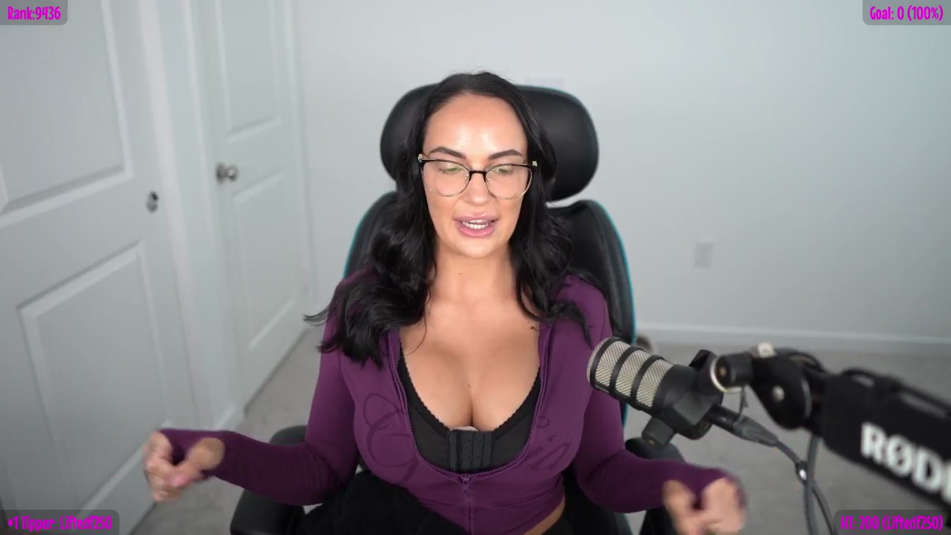 Gallery image thumbnail from Sofiryanxoxo's myfreecams stream on, 04/18/2026, 20:53 image 2 of 20
