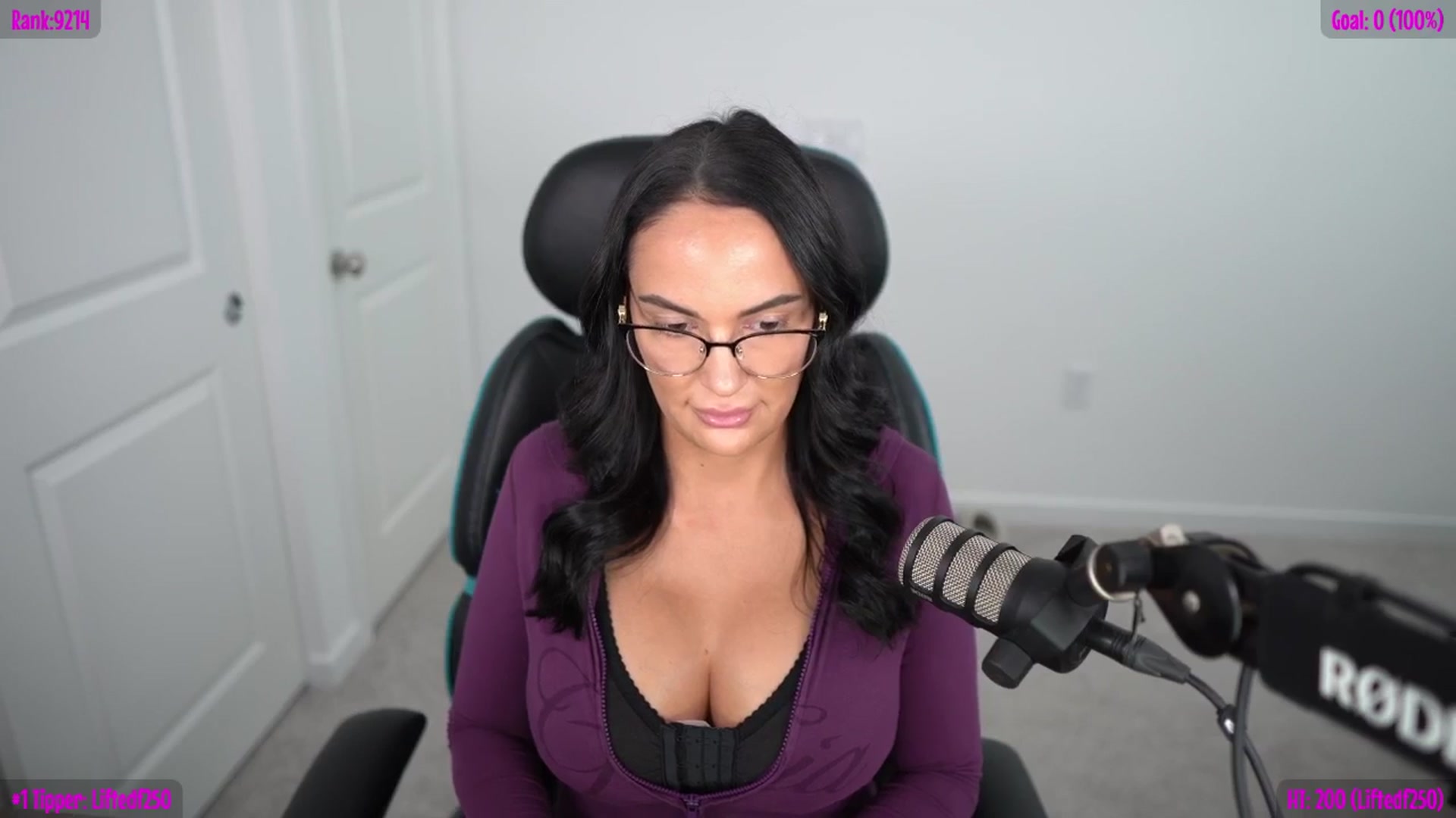 Gallery image thumbnail from Sofiryanxoxo's myfreecams stream on, 04/18/2026, 20:53 image 9 of 20