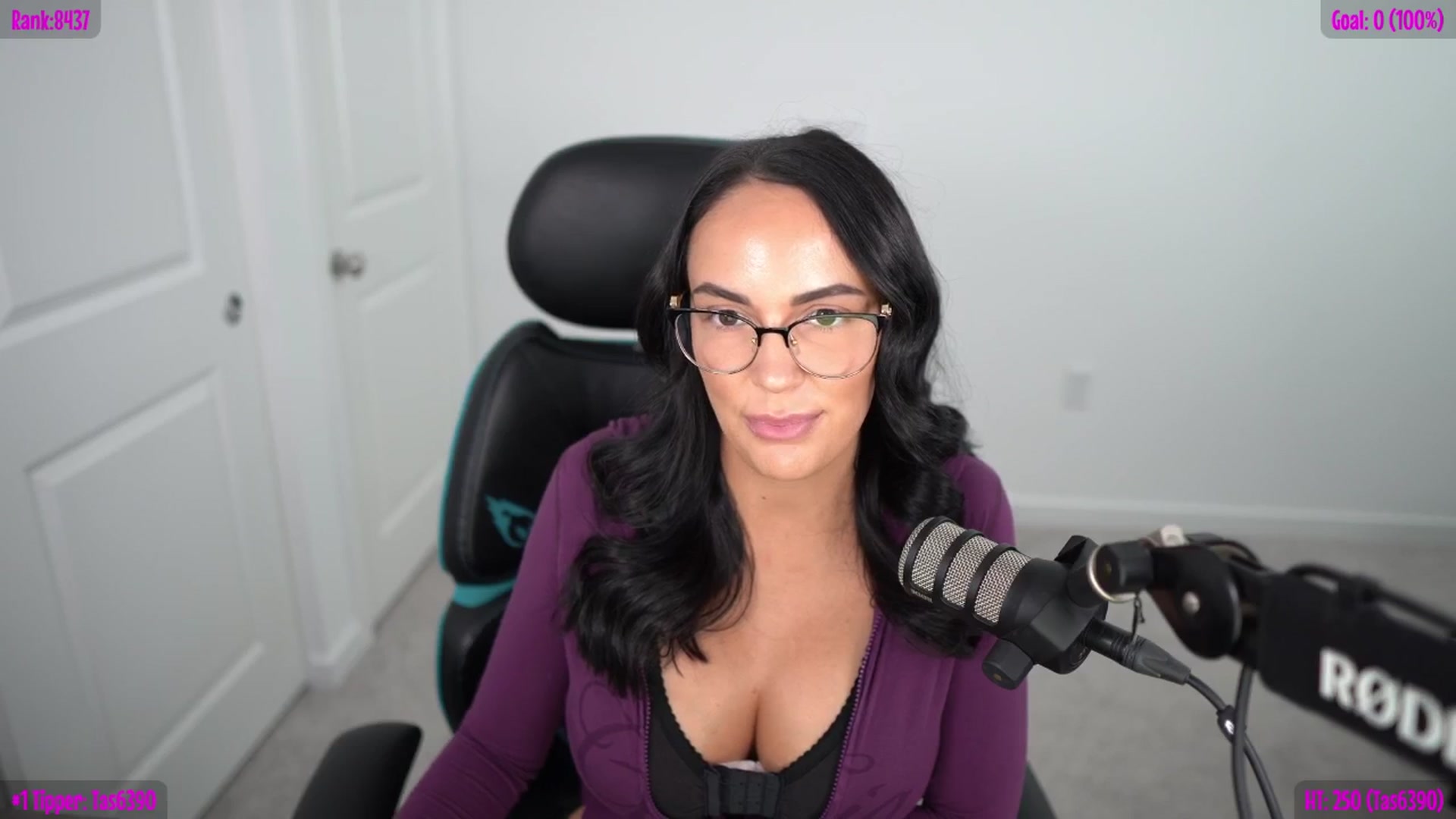 Gallery image thumbnail from Sofiryanxoxo's myfreecams stream on, 04/18/2026, 20:53 image 12 of 20