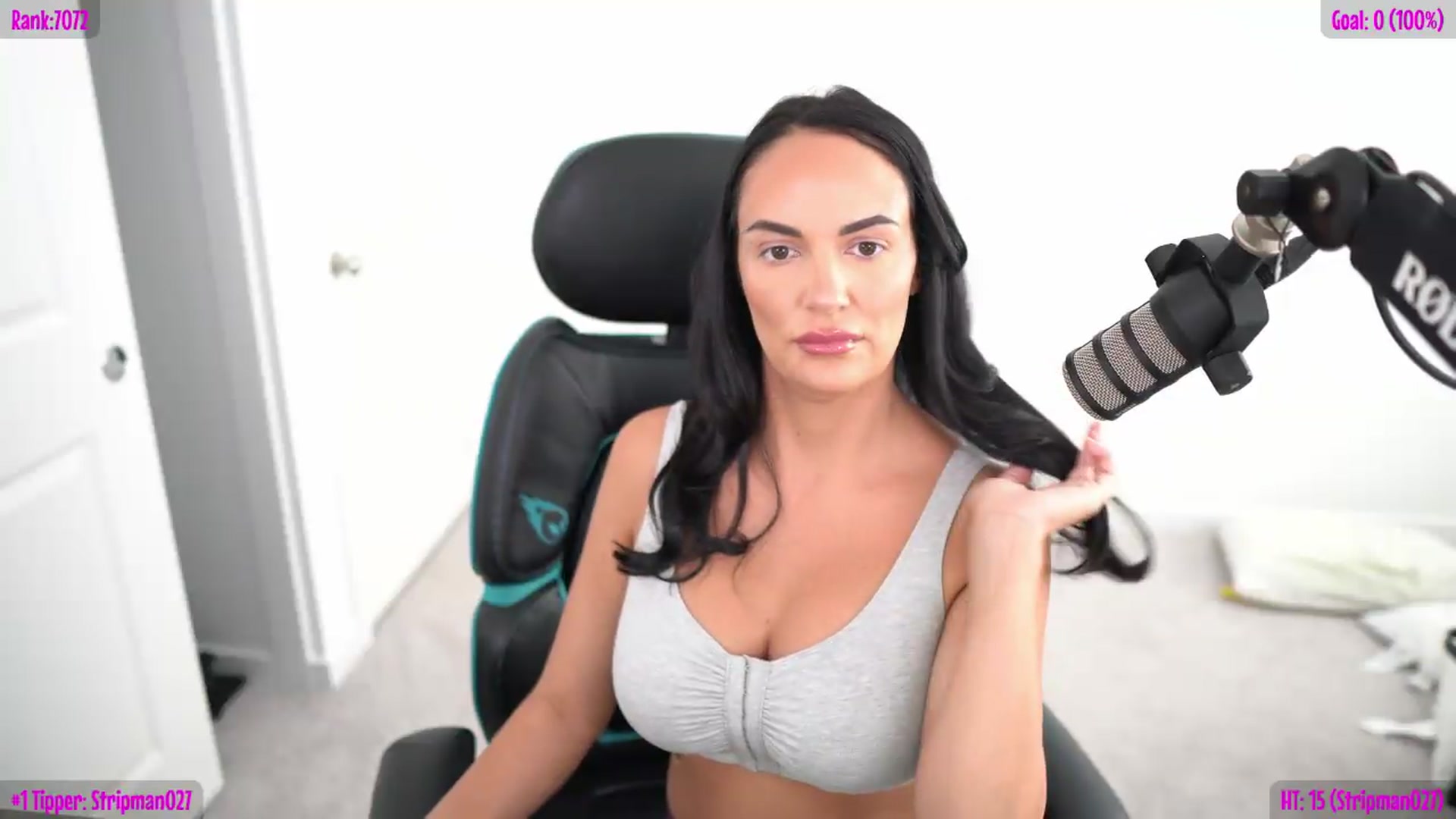 Gallery image thumbnail from Sofiryanxoxo's myfreecams stream on, 04/24/2026, 23:27 image 15 of 20