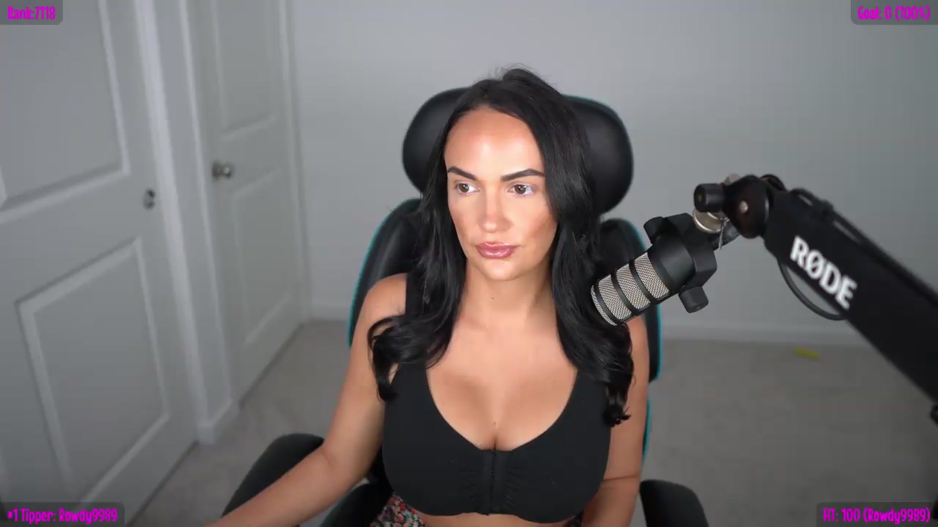 Gallery image thumbnail from Sofiryanxoxo's myfreecams stream on, 04/26/2026, 24:41 image 8 of 20