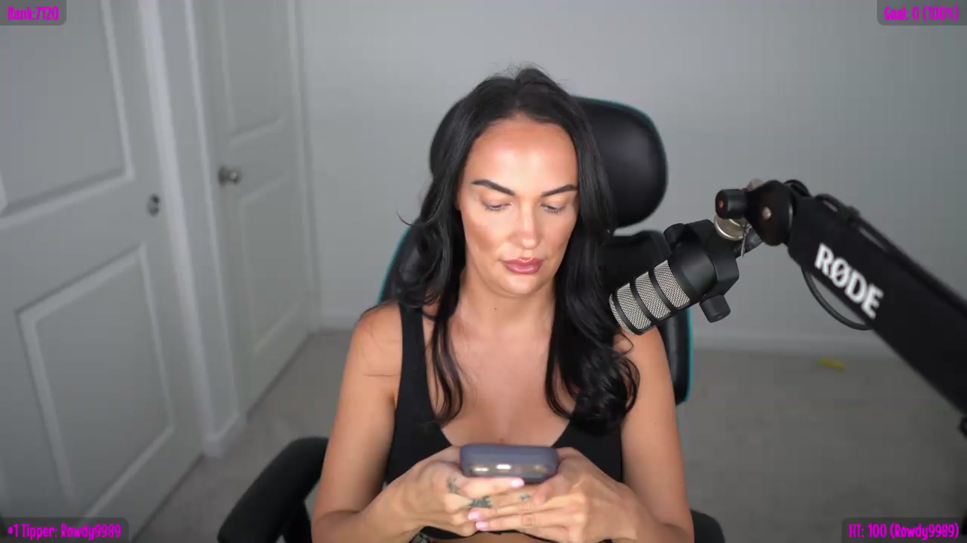 Gallery image thumbnail from Sofiryanxoxo's myfreecams stream on, 04/26/2026, 24:41 image 20 of 20