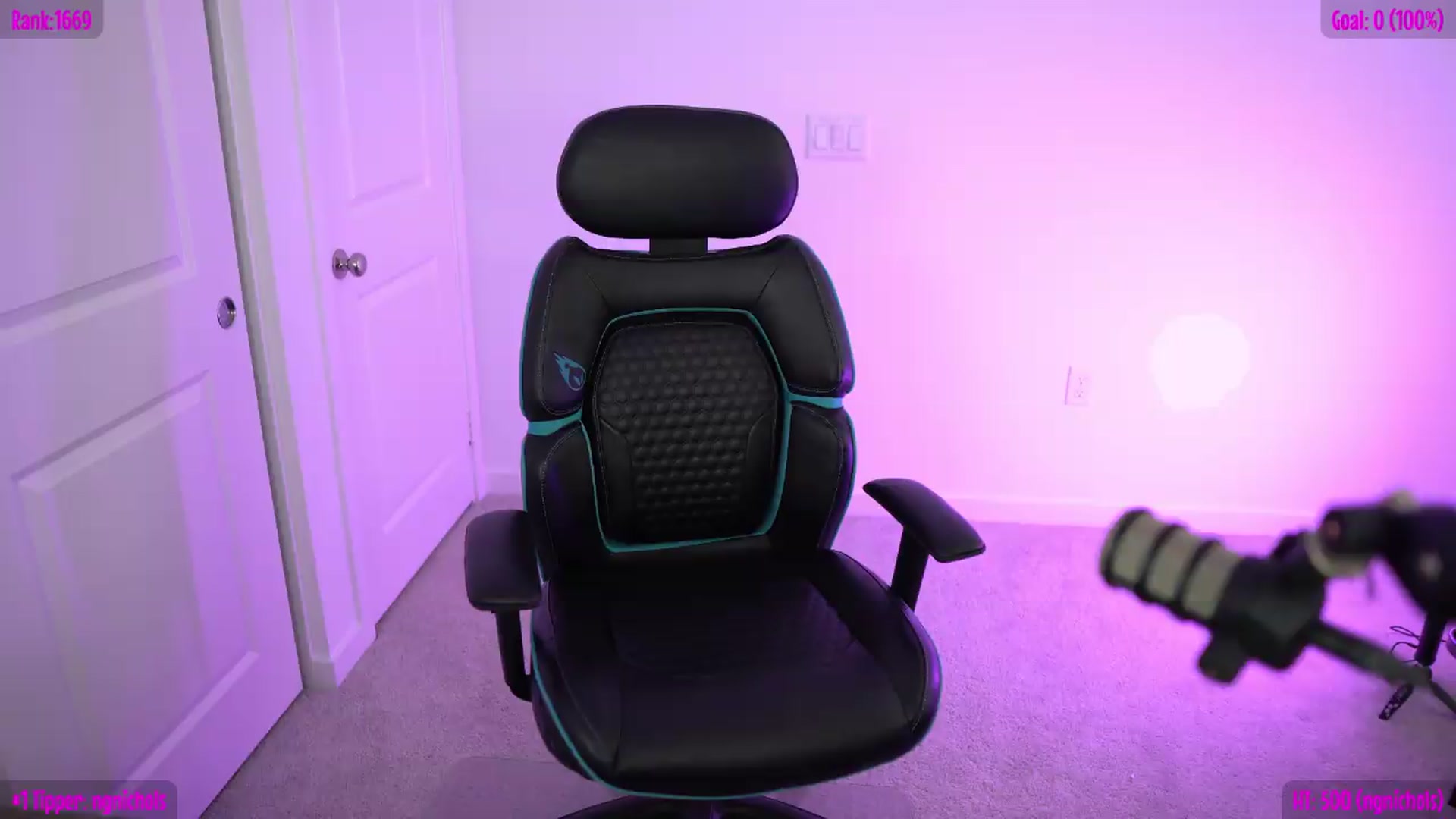 Gallery image thumbnail from Sofiryanxoxo's myfreecams stream on, 06/05/2026, 01:37 image 15 of 20