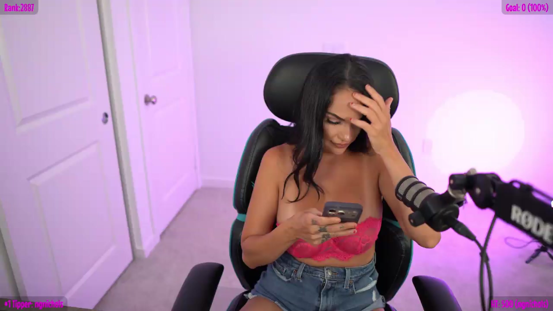 Gallery image thumbnail from Sofiryanxoxo's myfreecams stream on, 06/13/2026, 02:01 image 9 of 20