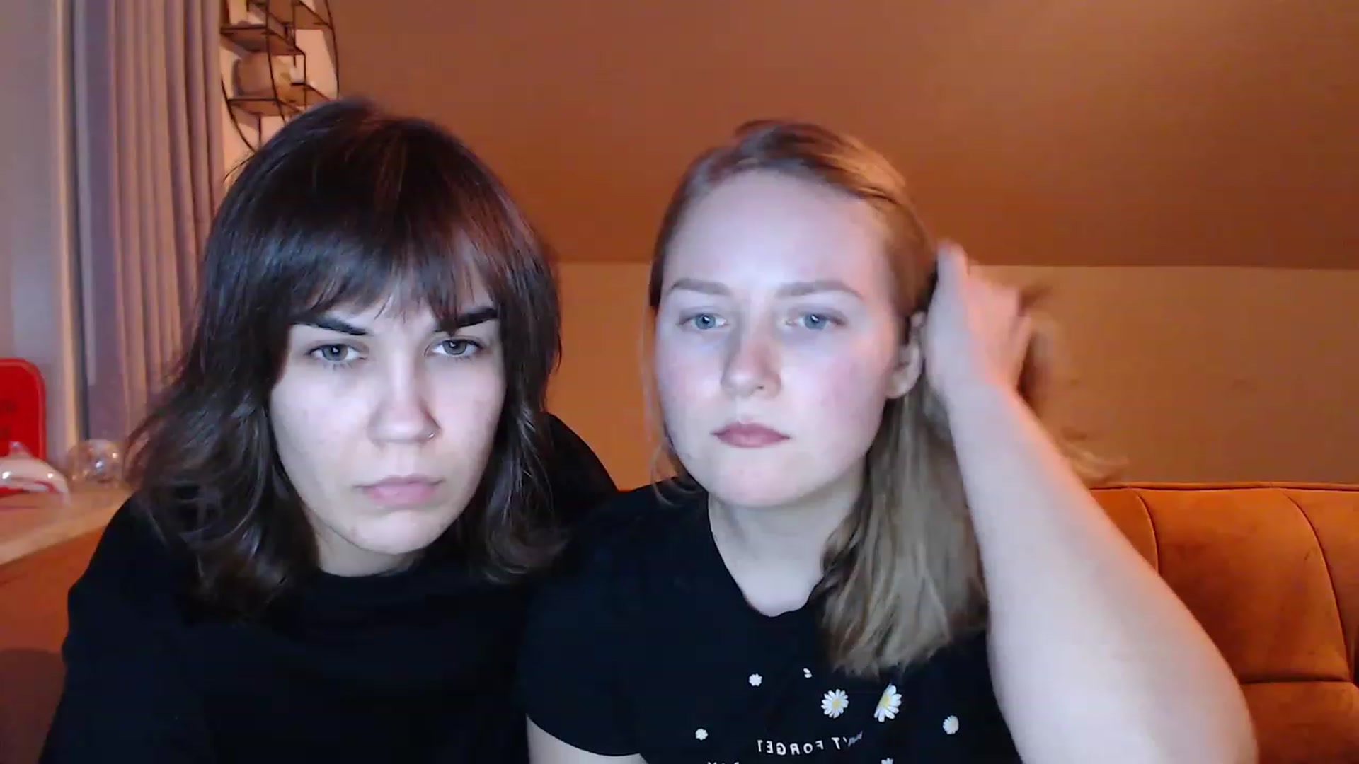 Gallery image thumbnail from SoftArt's myfreecams stream on, 01/26/2024, 20:18 image 4 of 20