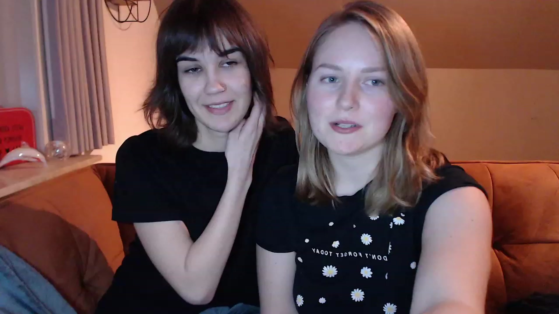 Gallery image thumbnail from SoftArt's myfreecams stream on, 01/26/2024, 20:18 image 10 of 20