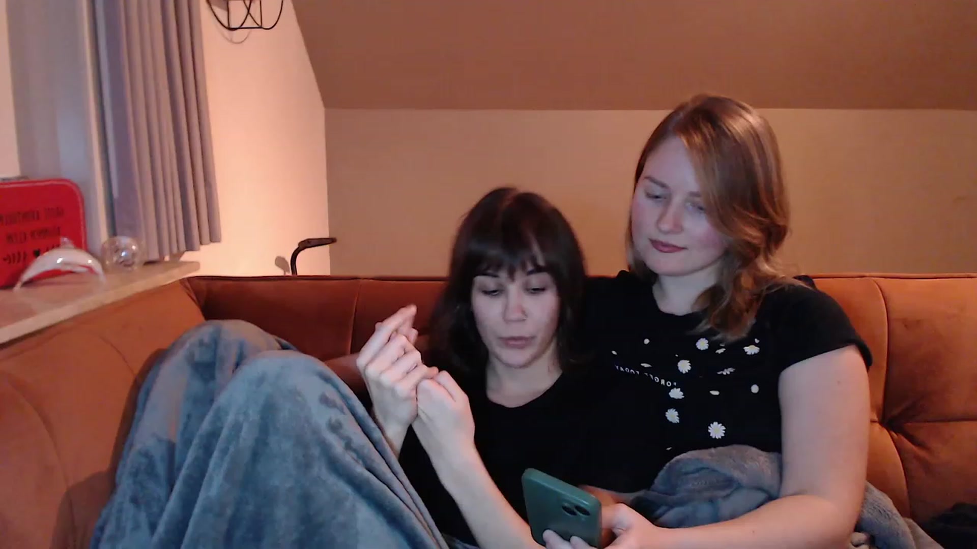 Gallery image thumbnail from SoftArt's myfreecams stream on, 01/26/2024, 21:13 image 10 of 20